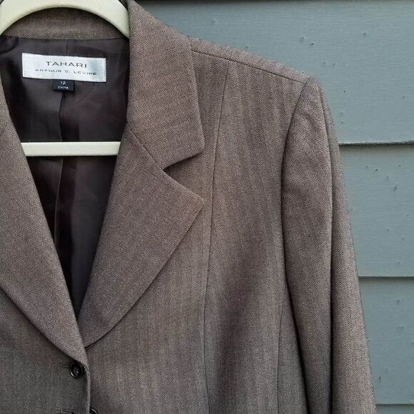 Tahari Brown Herringbone Blazer size 12 - Picture 9 of 9
